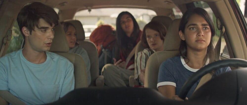 Eduardo Franco's The Package Is All About A Friend In Need Is A Freind Indeed | Netflix's The Package (2018) Review
